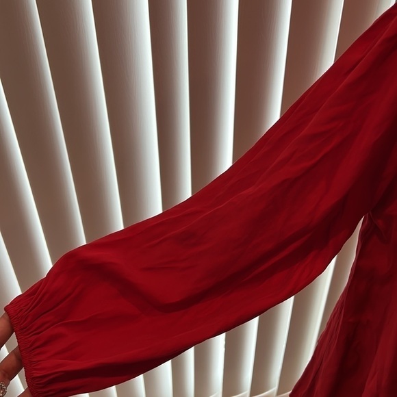 Eva Mendes NY and Company Red Blouse Size Small - Picture 3 of 9